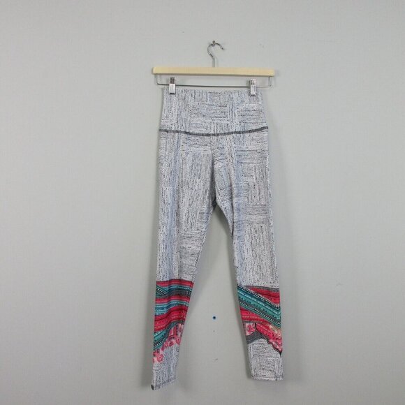 Onzie Leggings Women S/M Black White Patterned Mid Rise Activewear Yoga 206 - Picture 1 of 12